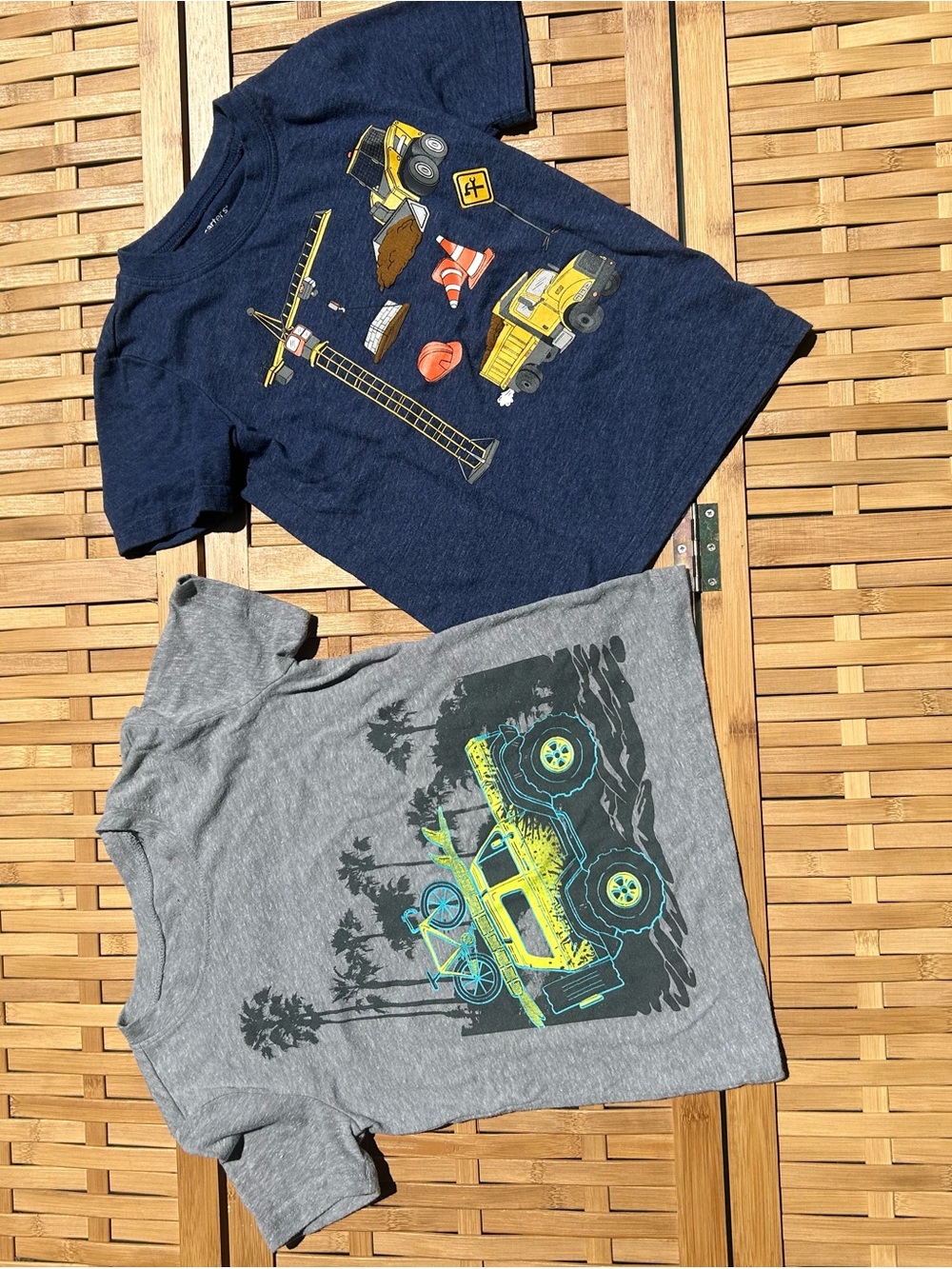 🔥3/$8- Boys Short Sleeve Tees (2)